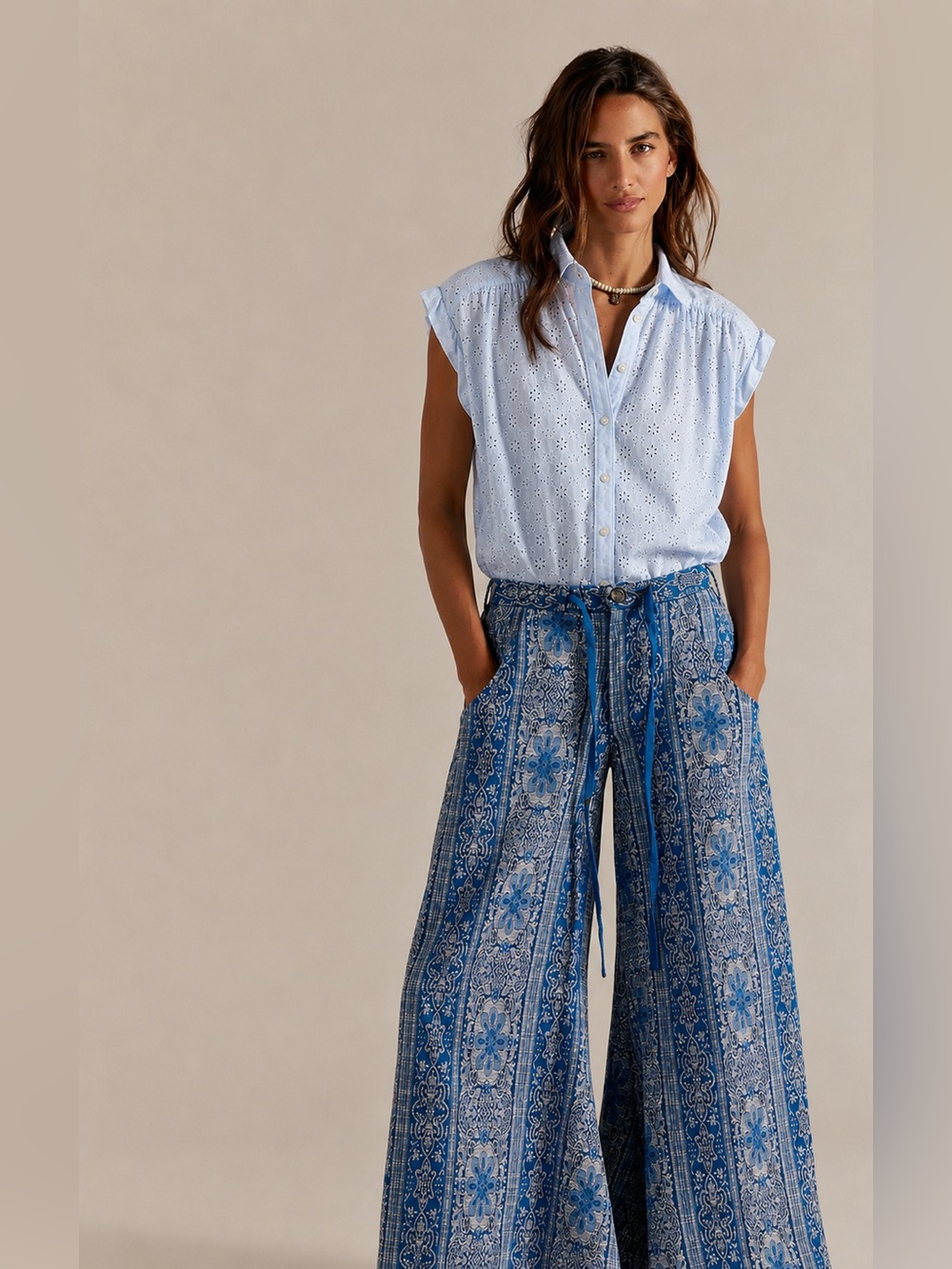 GAP Pale Blue Eyelet Button-Front Cap Sleeve Blouse